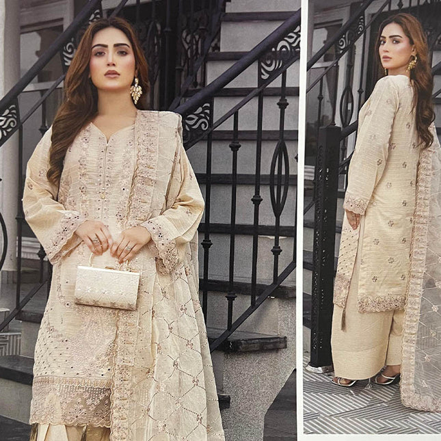 3PC Unstitched Lawn With Complimentary Clutch