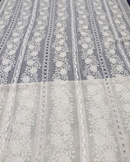 Dyeable Pure China Crinkle with Pakka Tanka + Tarkashi Work Dupatta