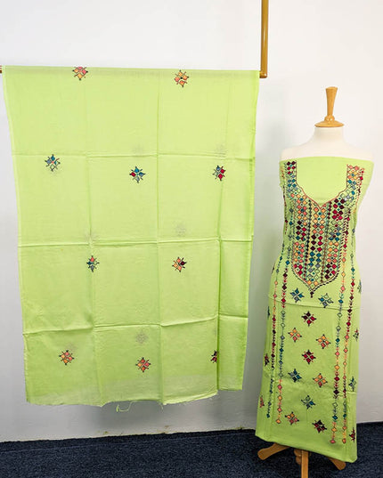 Handmade Embroidered Lawn 3pc Unstitched