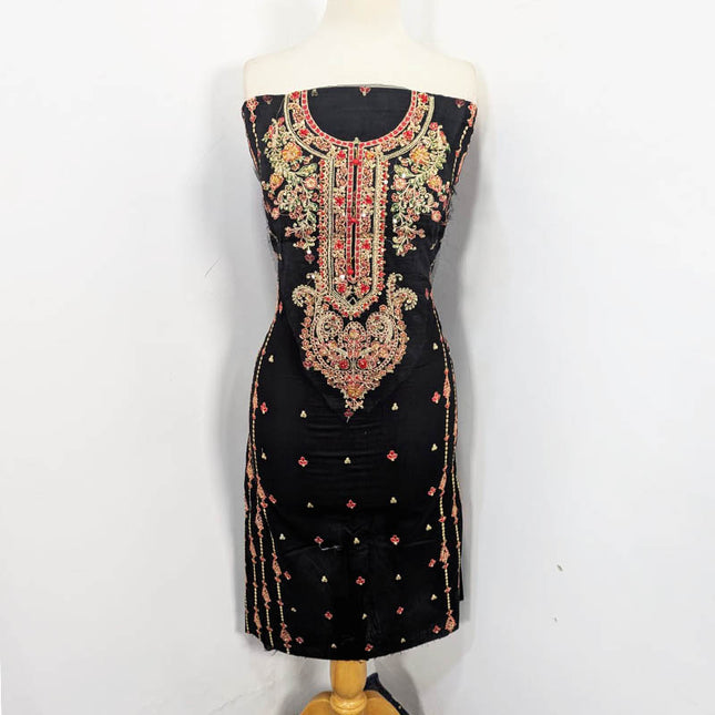 Embroidered Lawn with Chiffon Dupatta 3PC Unstitched