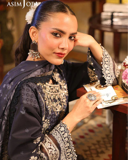 Fancy Embroidered Lawn With Chiffon Dupatta