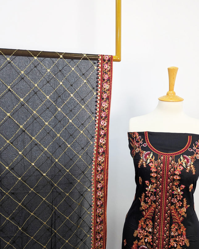 Fancy Embroidered Lawn With Chiffon Dupatta