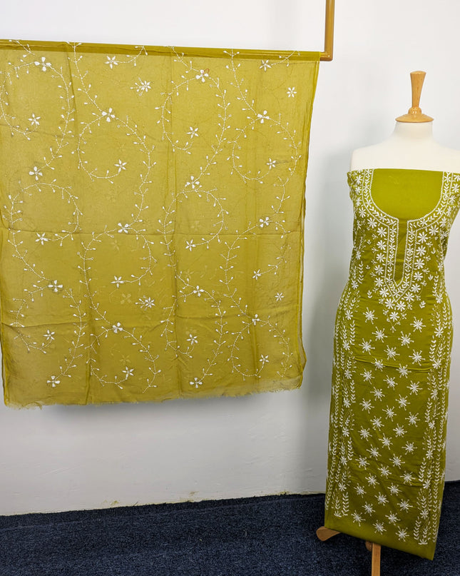 Handmade Pakka Tanka Embroidered Lawn 3pc Unstitched