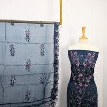 Load image into Gallery viewer, Embroidered lawn With Organza Dupatta
