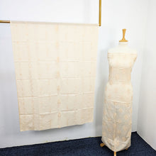 Load image into Gallery viewer, Embroidered Bana Dora Full Jaal Lawn
