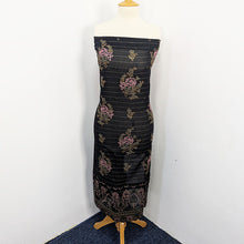 Load image into Gallery viewer, Embroidered Lawn With Organza Dupatta
