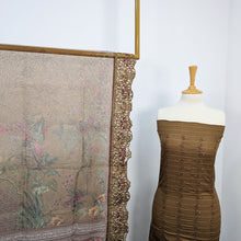 Load image into Gallery viewer, Embroidered Lawn With Organza Dupatta

