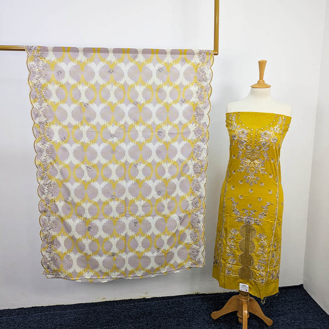 Luxury Embroidered Chikankari Embellishment Boring Bana Dora Lawn 3PC