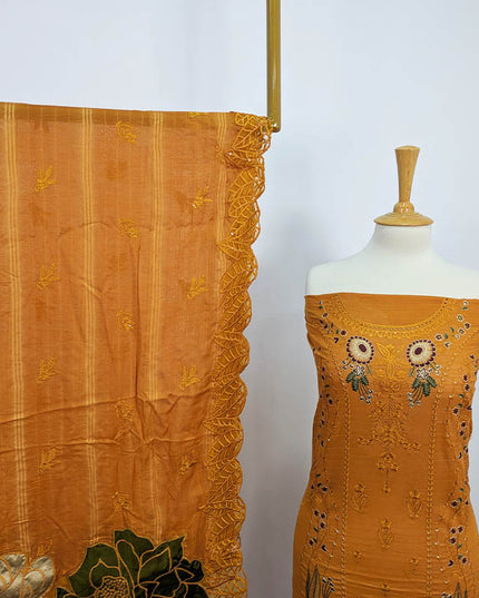 Embroidered Dyed Slub Lawn With Pallu Silk Dupatta 3PC