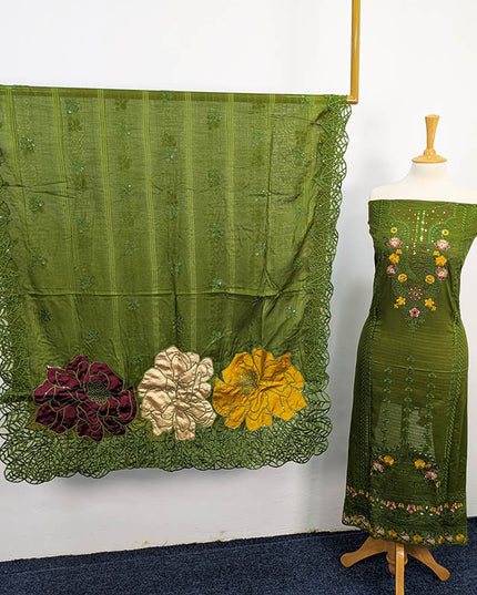 Embroidered Dyed Slub Lawn With Pallu Silk Dupatta 3PC
