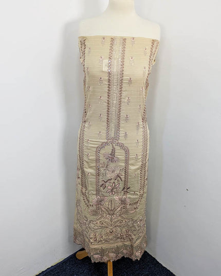 3PC Unstitched Lawn With Complimentary Clutch