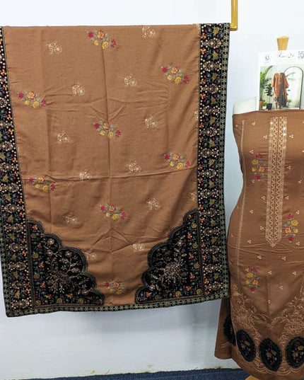 Embroidered Dhanak With Tilla Velvet Motive Work 3PC Unstitched - Komal