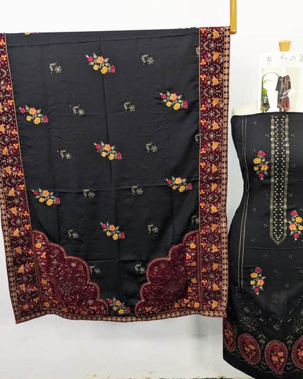 Embroidered Dhanak With Tilla Velvet Motive Work 3PC Unstitched - Komal