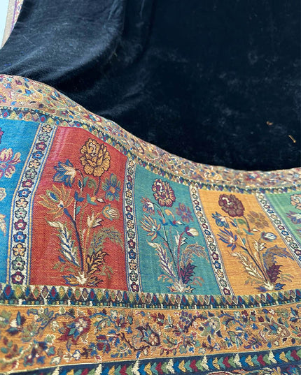 Premium Velvet With Kaani Weave Shawl