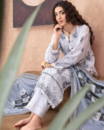 Dyed Premium Embroidered Lawn 3PC Unstitched - Gull e Rukh (Munark) Book #607