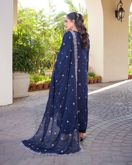 Embroidered Lawn with Heavy Embroidered Crinkle Dupatta - Manizay (Gull Nayab)