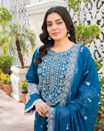 Embroidered Lawn with Heavy Embroidered Crinkle Dupatta - Manizay (Gull Nayab)