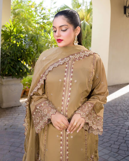 Embroidered Lawn with Heavy Embroidered Crinkle Dupatta - Manizay (Gull Nayab)