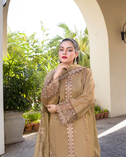 Embroidered Lawn with Heavy Embroidered Crinkle Dupatta - Manizay (Gull Nayab)