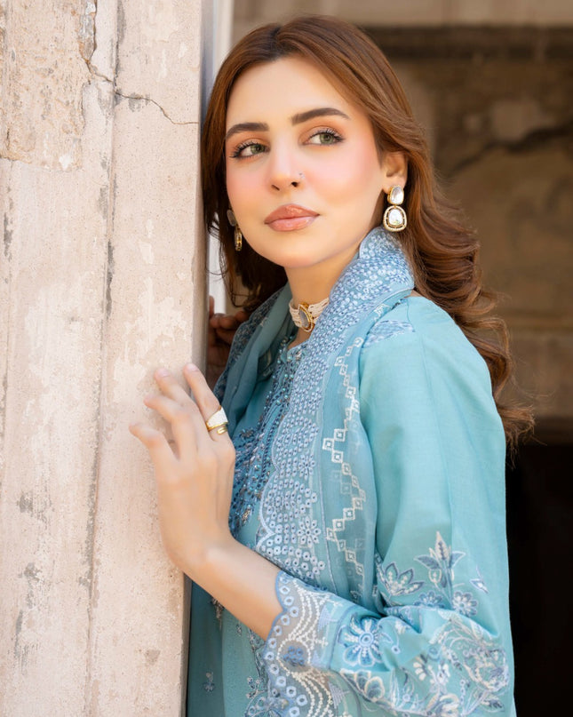 Embroidered Self Jaquard Lawn + Crinkle Chiffon Dupatta - Mah e Rooh (Floral Atelier)