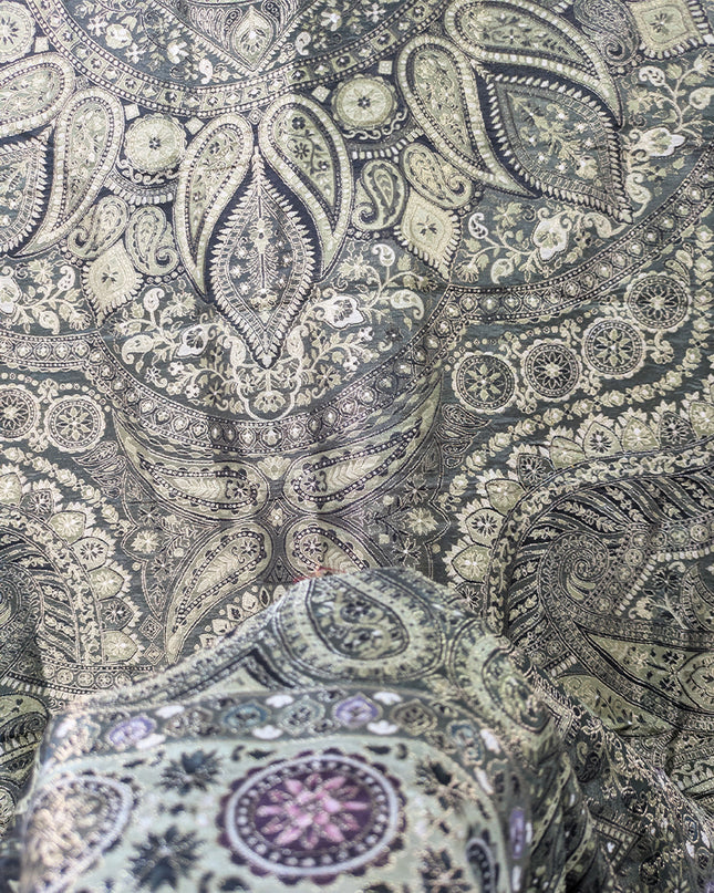 Luxury Pure Indian Dola Kani Silk Shawl - Antique Mughal Medallion