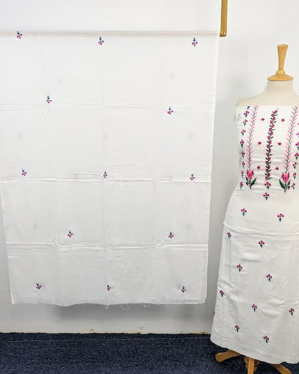Lawn with Gala Style Pakka Tanka + Mirror Work 3Pc Unstitched