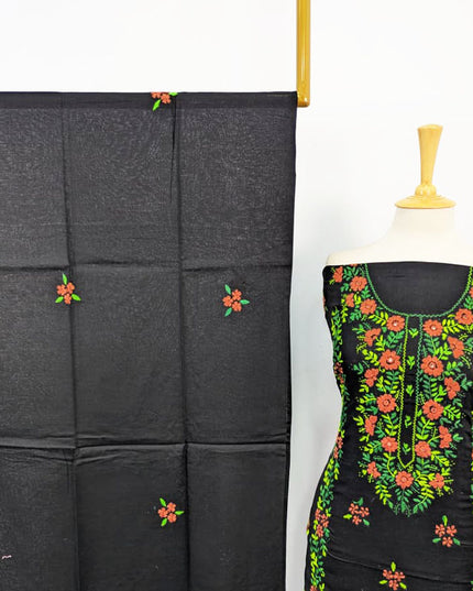 Lawn with Handmade Multicolor Pakka Tanka + Mirror Work 3Pc Unstitched
