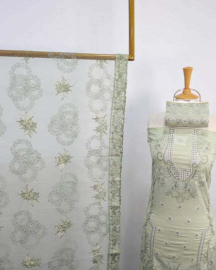3PC Unstitched Lawn With Complimentary Clutch