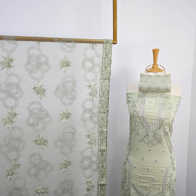 3PC Unstitched Lawn With Complimentary Clutch